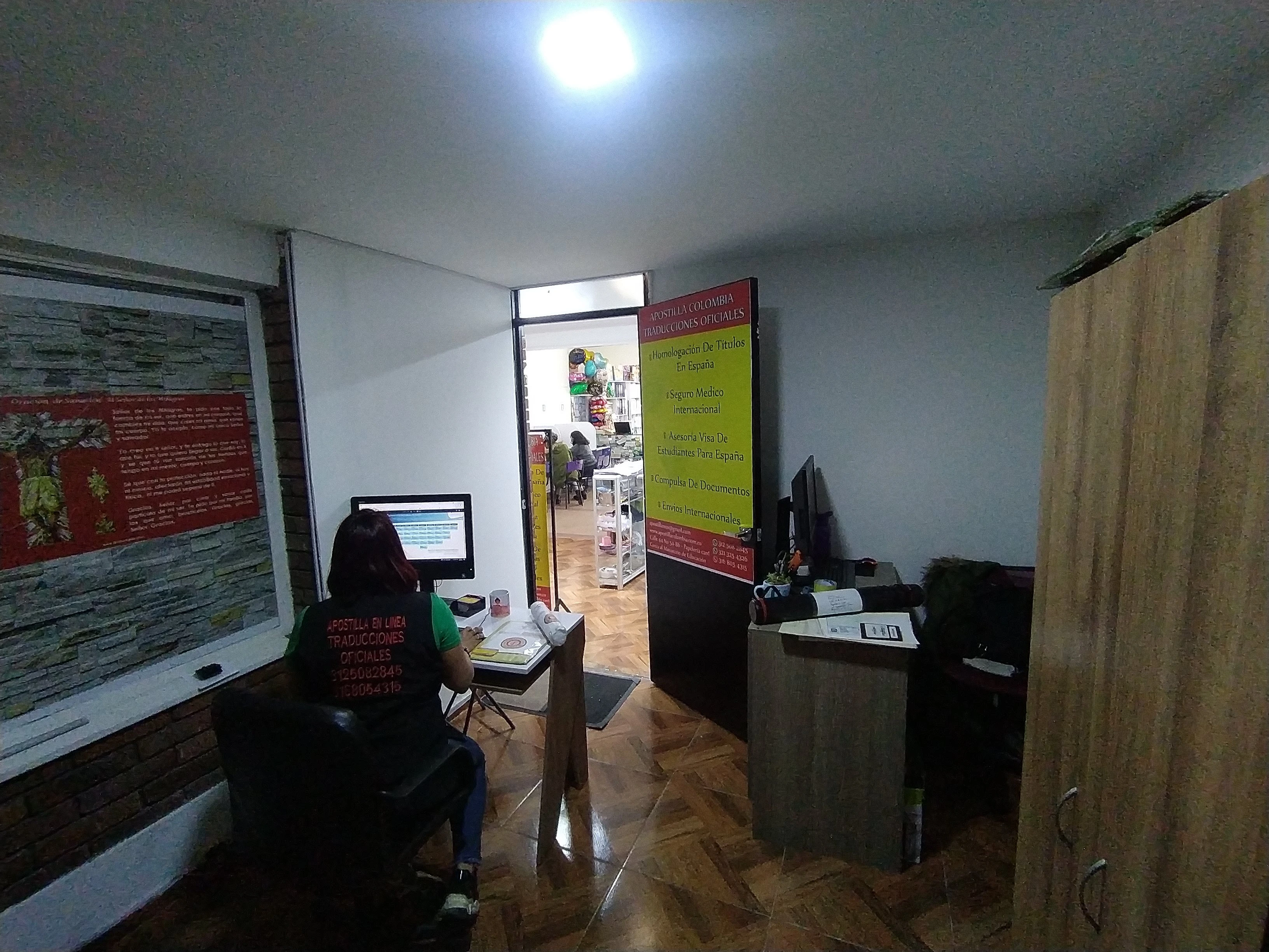 Oficina - Sra Feliza Mallungo